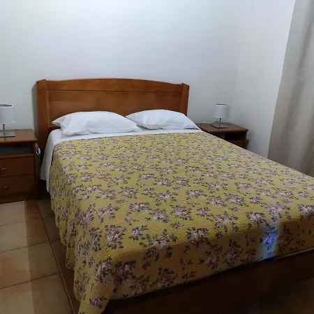 Casas De Santo Antonio - A Odeceixe